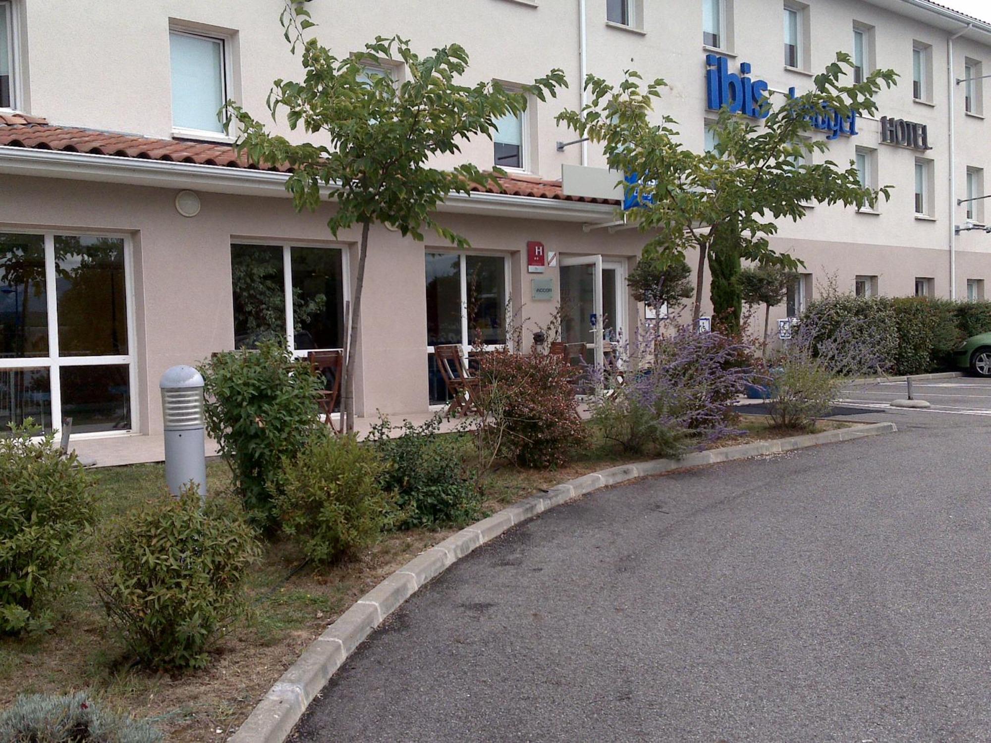 Ibis Budget Saint Gaudens Estancarbon Exteriér fotografie